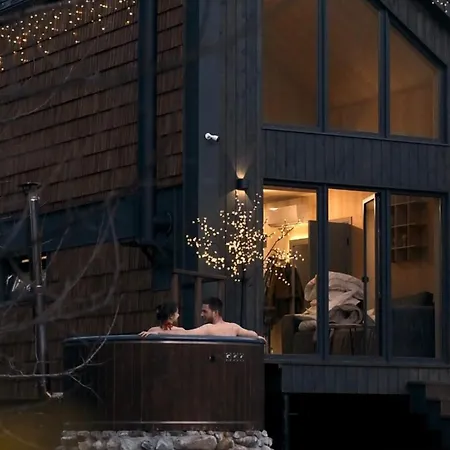 Tysha Holiday home *